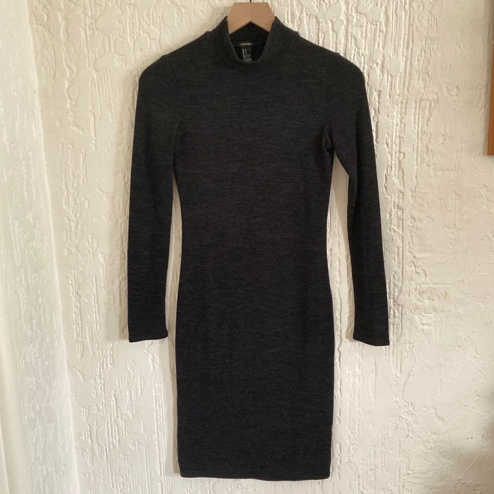 Forever 21 Charcoal Gray Long Sleeve Mock Neck Dress Size Small